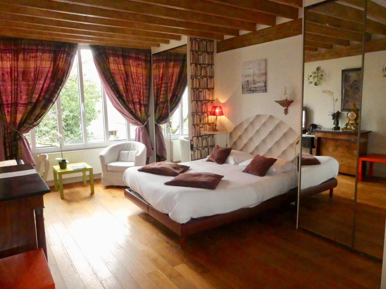 Le Sechoir A Tabac Bed & Breakfast Orleans Ngoại thất bức ảnh